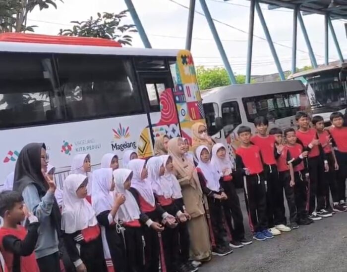 “Wisata Gratis Pelajar”