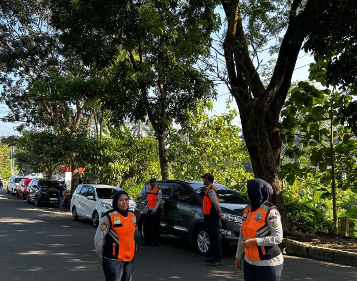 Dishub Kota Magelang Laksanakan Pamturlalin dan Pengaturan Parkir pada Expo dan Kompetisi Kewirausahaan Nasional 2026 Untidar
